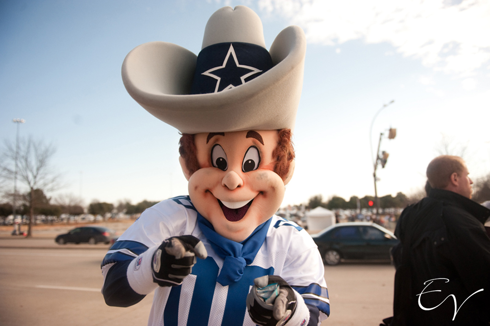 What Makes the Texas Rangers Mascot so Creepy - D Magazine