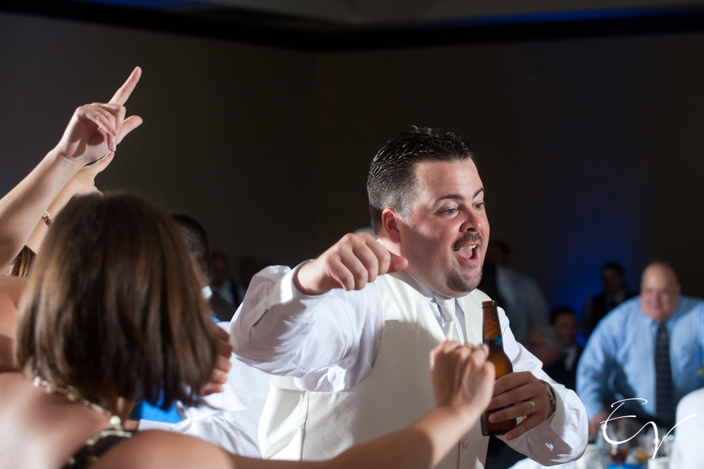 Radisson Hotel Pittsburgh Greentree wedding