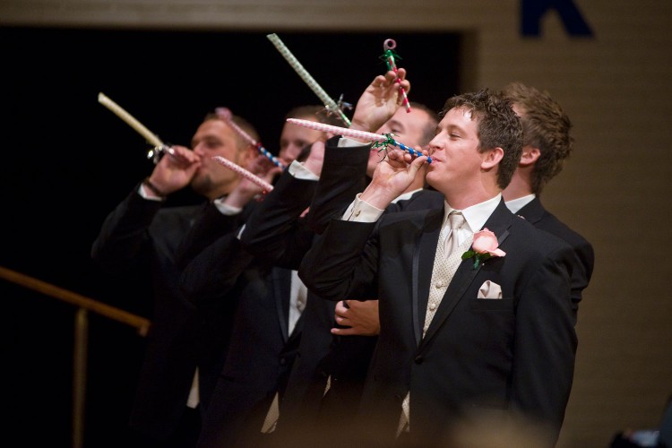 Funny wedding ceremony photos